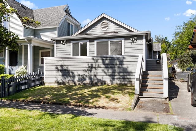 Property photo for 630 N Oakes Street, Tacoma