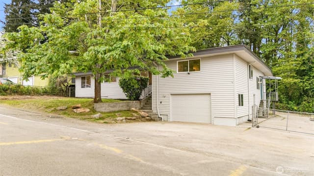 Property photo for 12914 76th Avenue S, Seattle