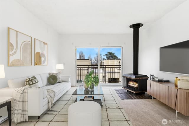 Property photo for 5832 NE 75th Street #E304, Seattle