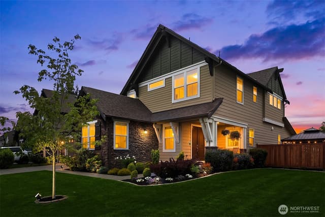 Property photo for 1796 Canyon Ave SE, North Bend