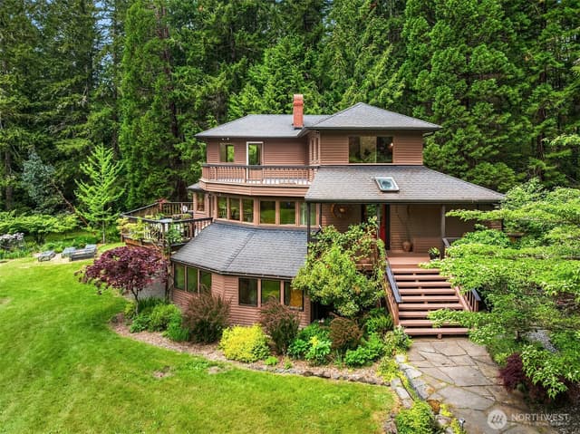 Property photo for 21833 103rd Avenue SW, Vashon