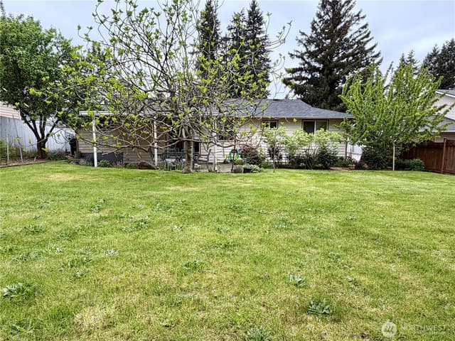 Property photo for 13029 SE 206 Place, Kent