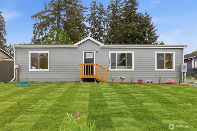 Property photo for 15801 85th Avenue E, Puyallup
