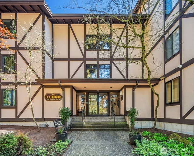 Property photo for 4501 Grandview Drive W #T-105, University Place