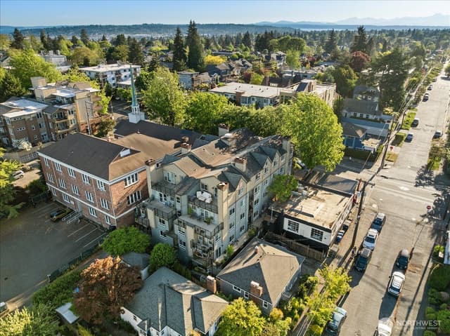 Property photo for 7814 Greenwood Avenue N #205, Seattle