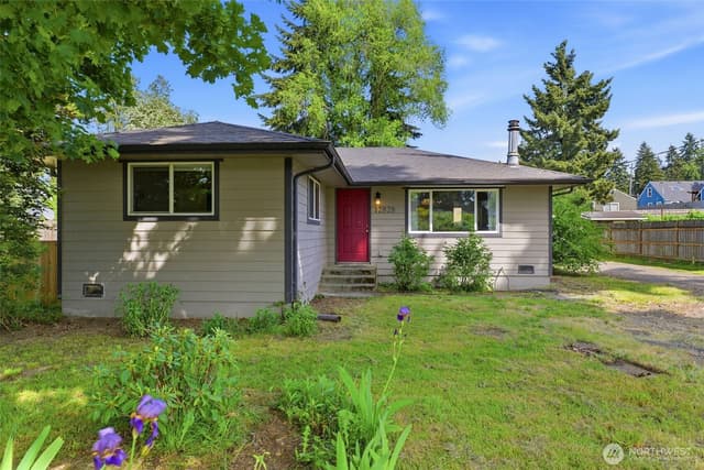 Property photo for 12828 6th Avenue S, Burien
