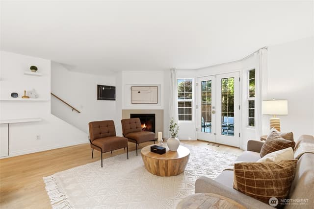 Property photo for 10273 NE 129th Lane, Kirkland