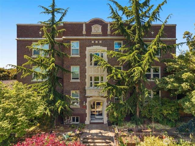 Property photo for 715 24th Avenue #306, Seattle