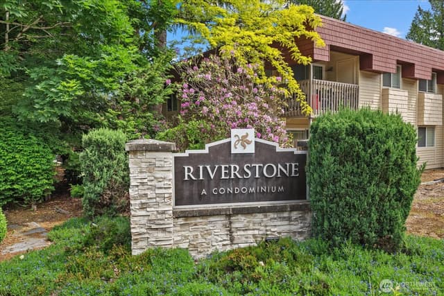 Property photo for 514 142nd Avenue SE #98, Bellevue