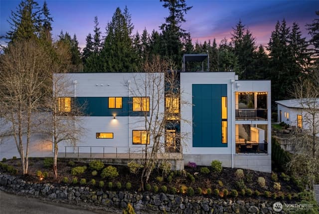 Property photo for 18111 84th Avenue W, Edmonds