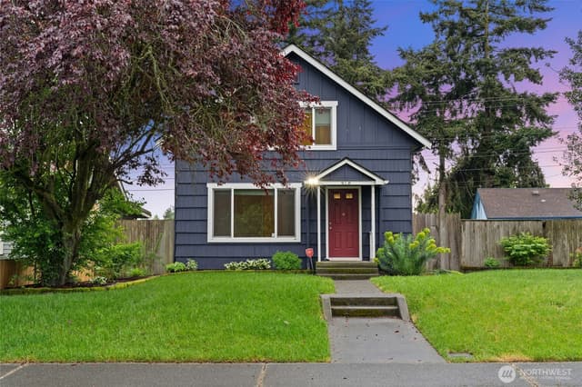 Property photo for 918 Maple Street, Everett