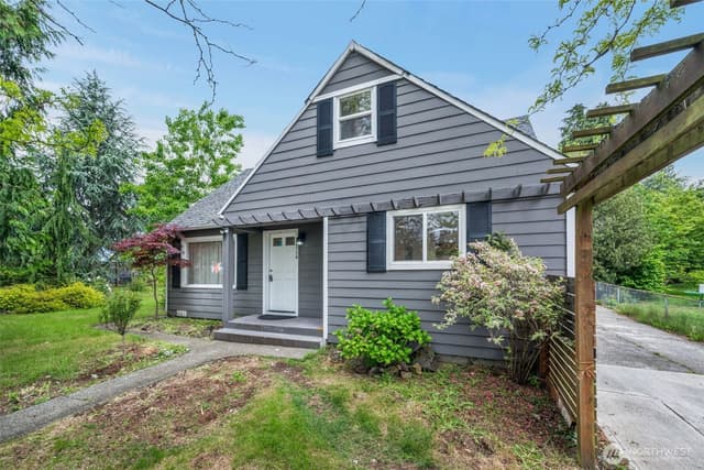 Property photo for 6904 S 124th Street, Seattle