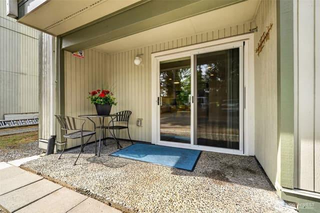 Property photo for 5822 200th Street SW #5822F, Lynnwood