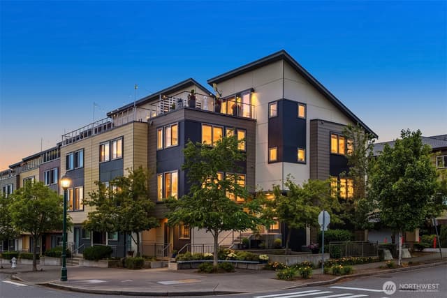 Property photo for 998 NE High Street #12, Issaquah