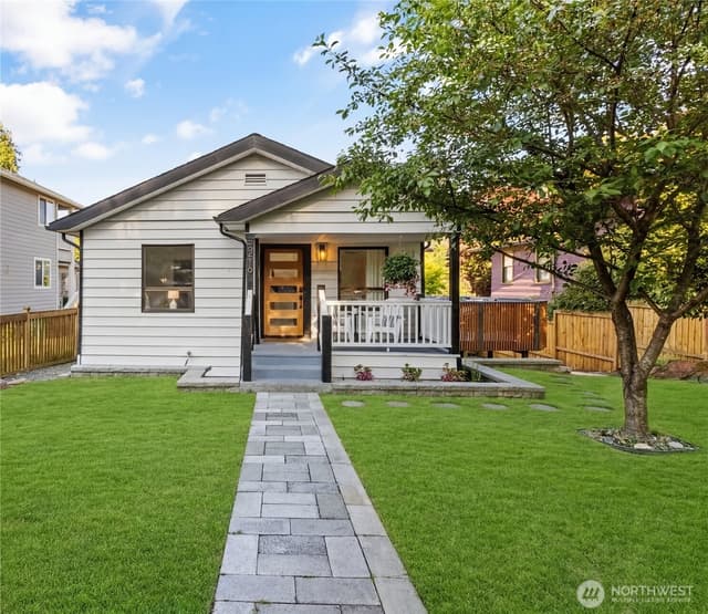 Property photo for 5216 40th Avenue SW, Seattle