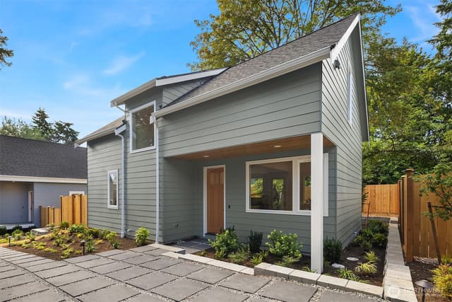 Property photo for 11739 40th Avenue NE #C, Seattle