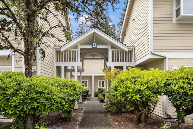 Property photo for 1522 196th Street SE #B-103, Bothell