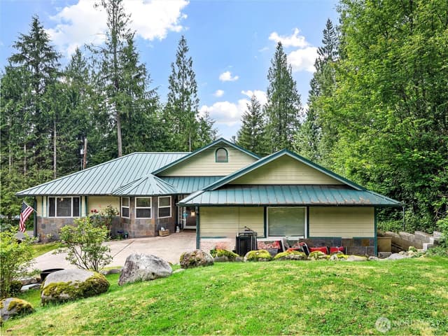 Property photo for 711 S Tulloch Road, Snohomish