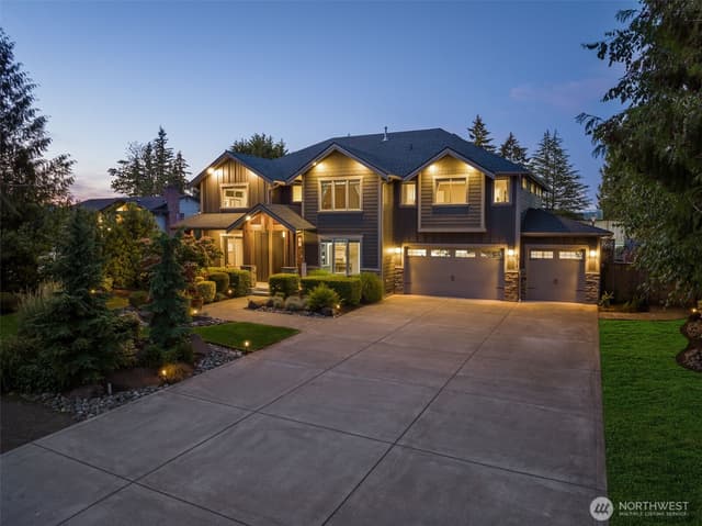 Property photo for 2015 186th Avenue E, Lake Tapps