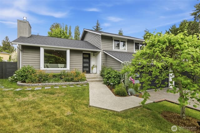 Property photo for 20426 73rd Place NE, Kenmore