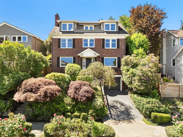 Property photo for 4007 48th Avenue NE, Seattle