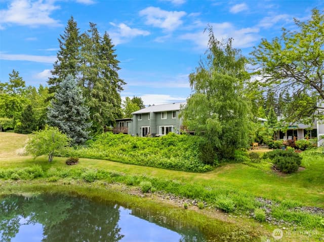 Property photo for 1011 Blue Heron Avenue NE, Bainbridge Island
