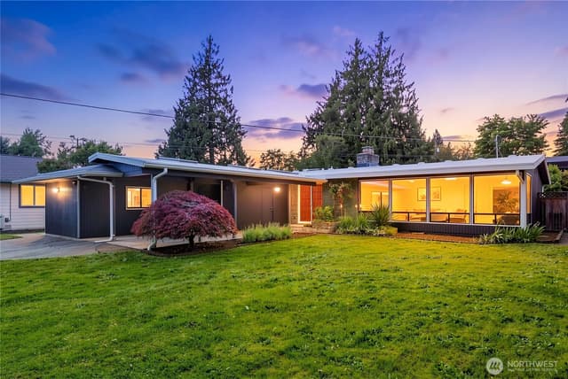 Property photo for 4215 189th Place SW, Lynnwood