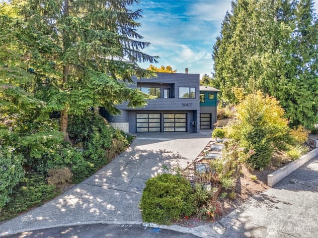 Property photo for 16407 NE 44th Way, Redmond