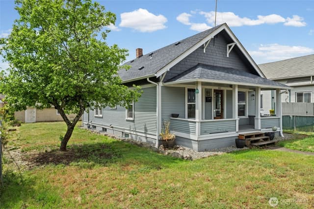 Property photo for 107 G Street SE, Auburn