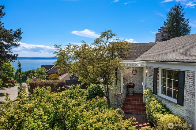Property photo for 4206 W Glenmont Lane, Seattle
