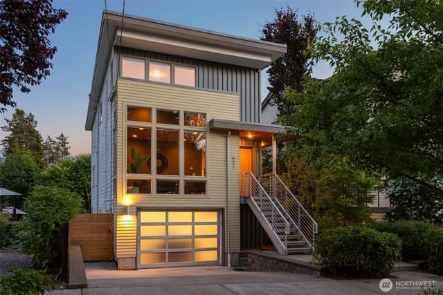 Property photo for 531 N 84th Street, Seattle