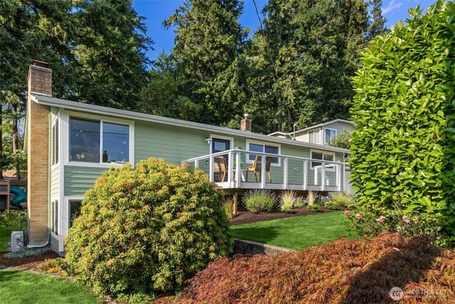 Property photo for 1020 NE Holm Court, Poulsbo