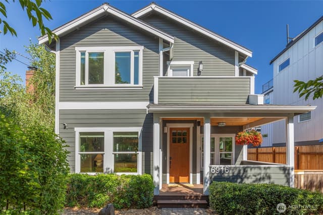 Property photo for 6916 Flora Avenue S, Seattle