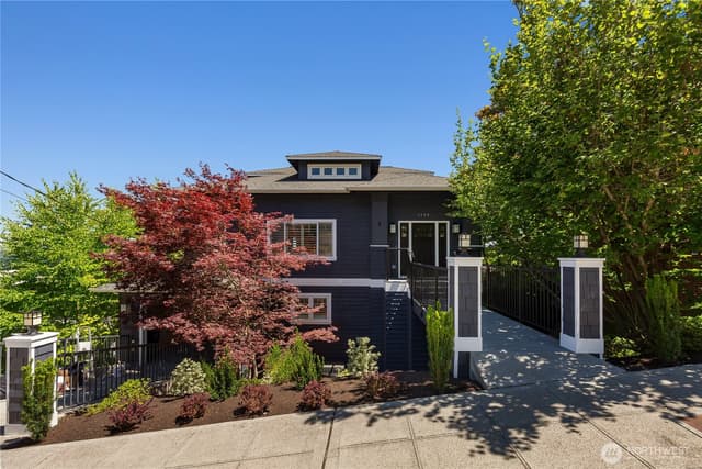 Property photo for 1124 Lake Washington Boulevard S, Seattle