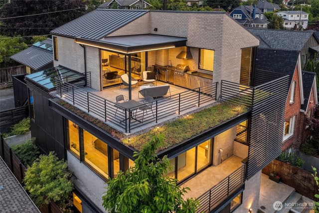 Property photo for 7516 E Green Lake Drive N, Seattle