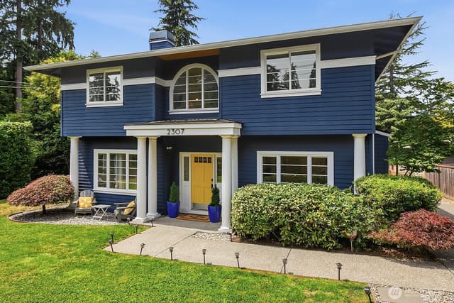Property photo for 2307 108th Avenue SE, Bellevue