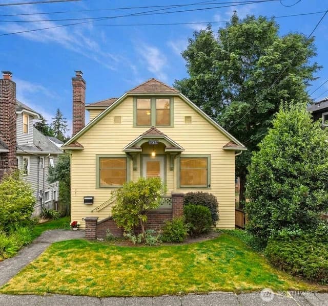 Property photo for 741 N 67th Street, Seattle