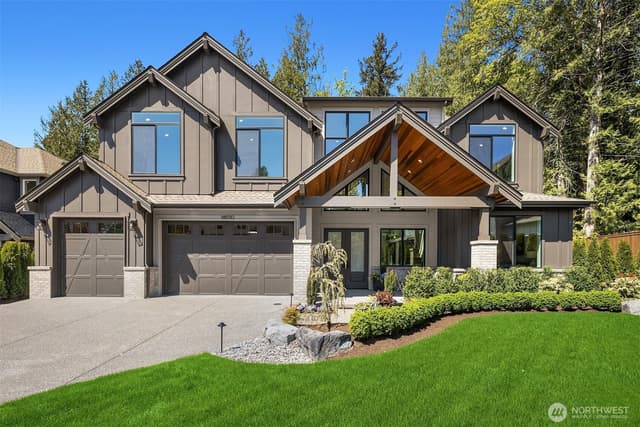 Property photo for 18650 NE 53rd Street, Redmond