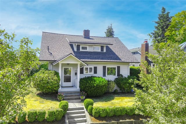 Property photo for 3715 Walnut Avenue SW, Seattle