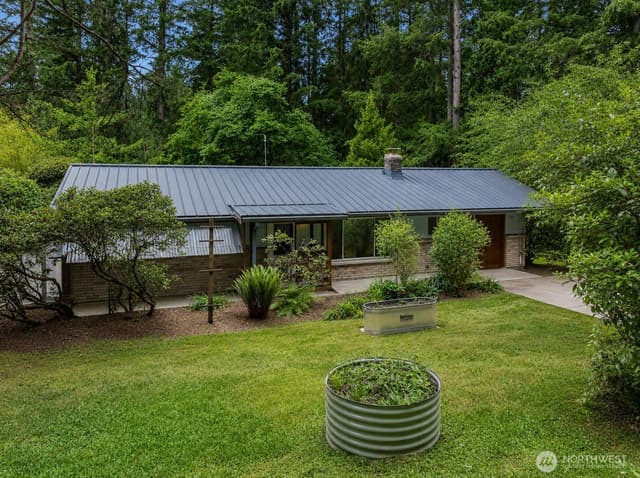 Property photo for 9429 240th Avenue SE, Issaquah