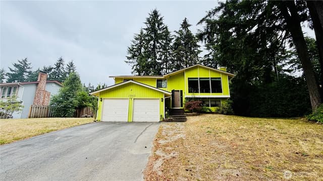 Property photo for 1923 SE Karli Way, Port Orchard