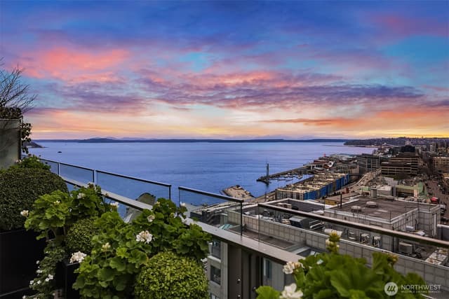Property photo for 99 Union Street #1704, Seattle
