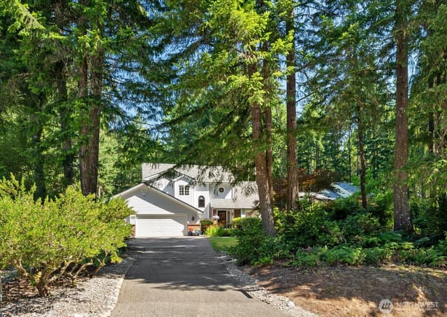 Property photo for 8925 Pebble Place SE, Port Orchard