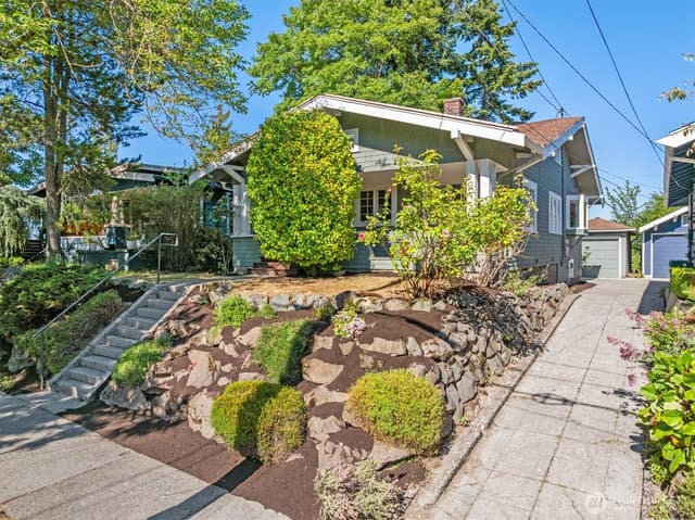 Property photo for 4754 4th Avenue NE, Seattle