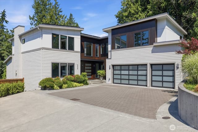 Property photo for 9909 111th Avenue NE, Kirkland