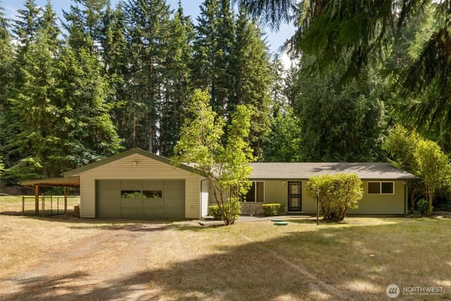 Property photo for 535 Surfcrest Place NE, Poulsbo