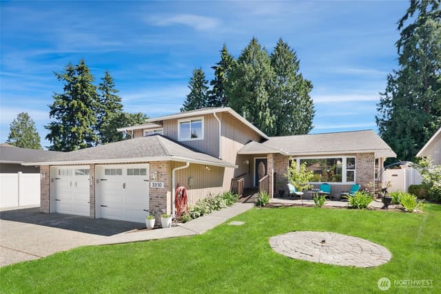 Property photo for 3310 96th Place SE, Everett