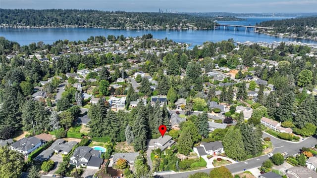 Property photo for 11 Cascade Key, Bellevue