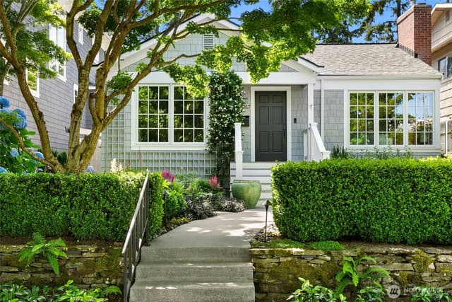 Property photo for 2057 McGilvra Boulevard E, Seattle