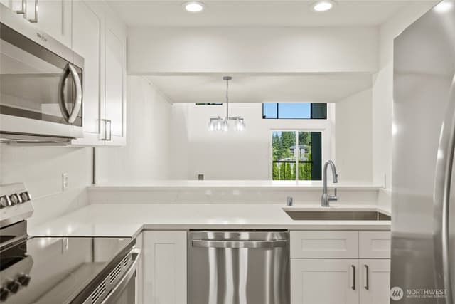 Property photo for 6582 137th Avenue NE #415, Redmond